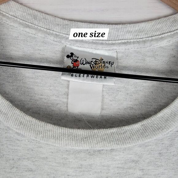 VTG Seven Dwarfs Sleep T Shirt Disney One Size "We're All Grumpy In the Morning" - Picture 5 of 10